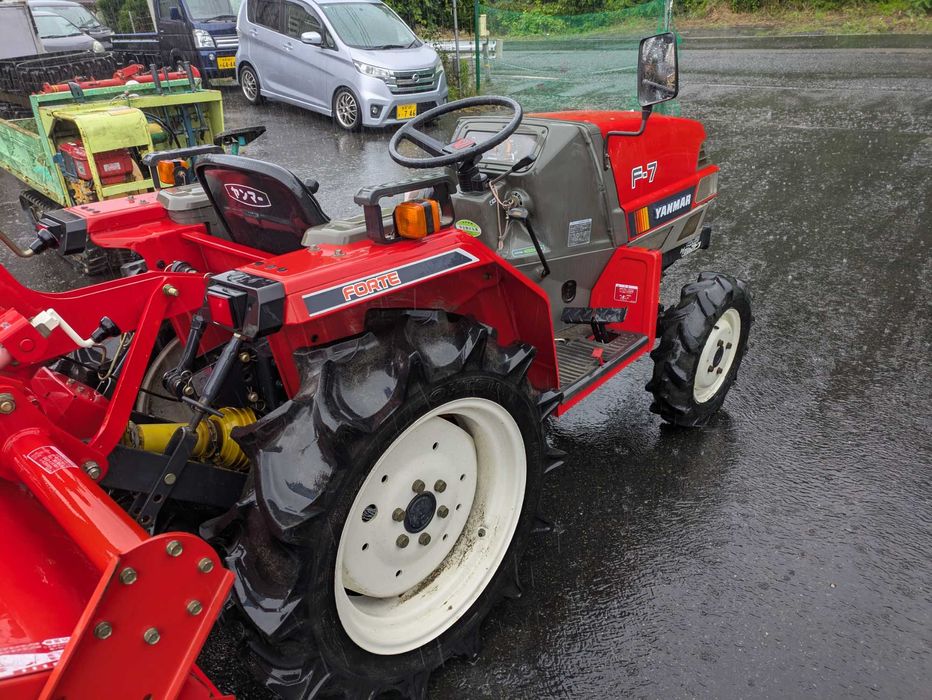 Traktor Yanmar F-7D – 17 KM