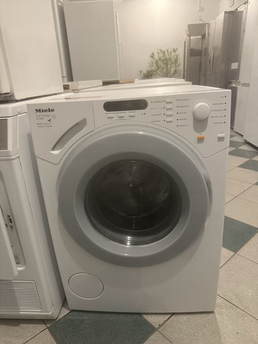 Pralka firmy Miele z plastrem miodu