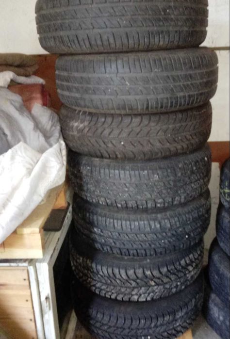 Sprzedam opony Dębica wraz z felgami 185/65 R15