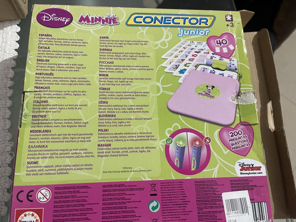 Conector Júnior,Disney