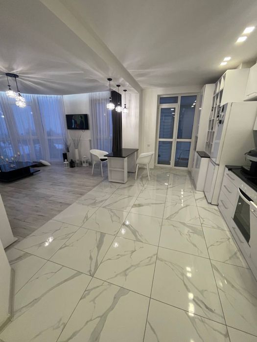 Є EcoFlow!ШИКАРНА 3-кім VIPновобуд(кухня-студія) О.ПЕТРИЩУКА(Суворова)