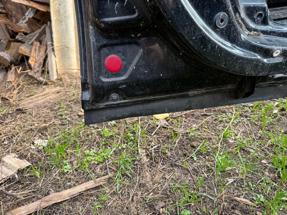 Двері пасат б5 рестайл в зборі