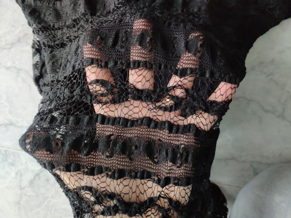 Conjunto preto blusa e saia renda de festa cerimónia casamento