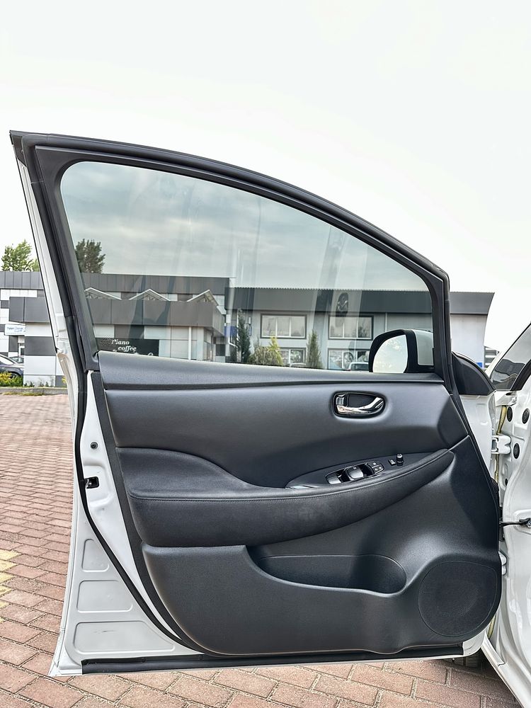 Nissan leaf з WEBASTO в продажі