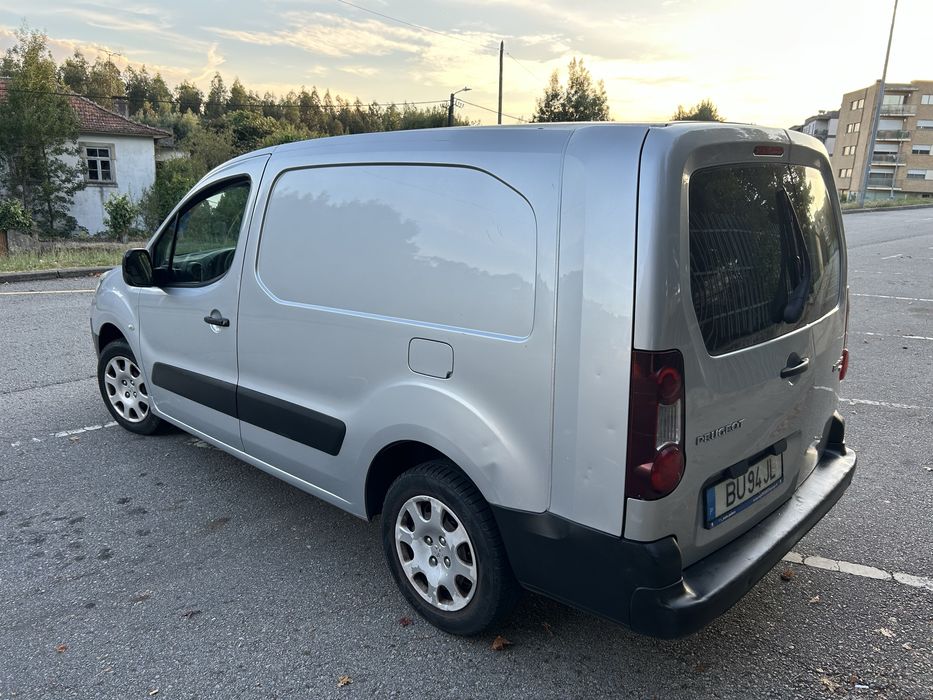 Peugeot Partner L2 XL Longa 3lugares 2012