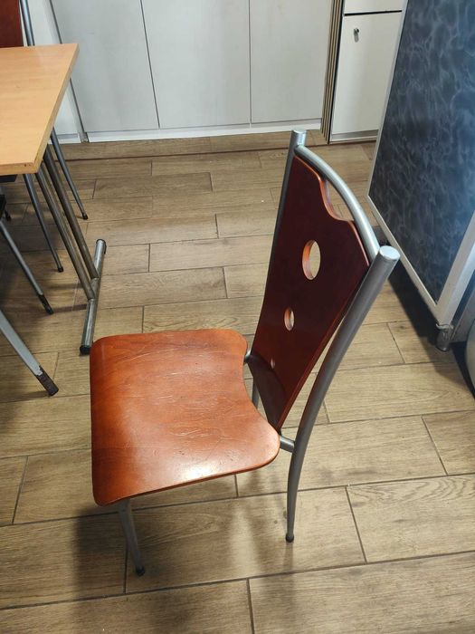 26 Cadeiras - Usadas em bom estado