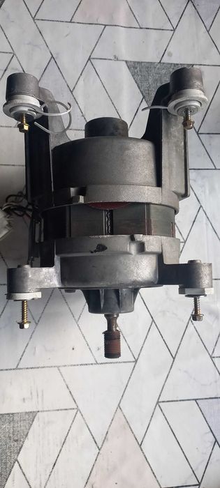 мотор для пральної машини zanussi італія