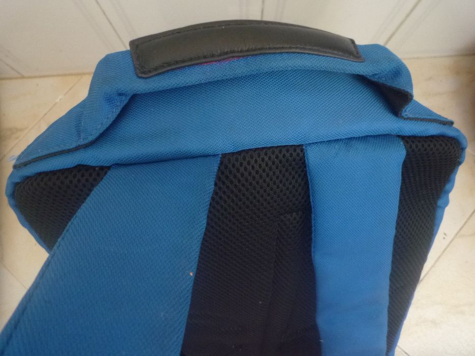 Mochila Calvin Klein grande para portátil e livros