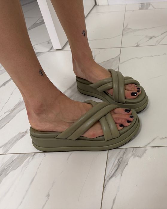 Tamaris шльопанці шкіра натуральна