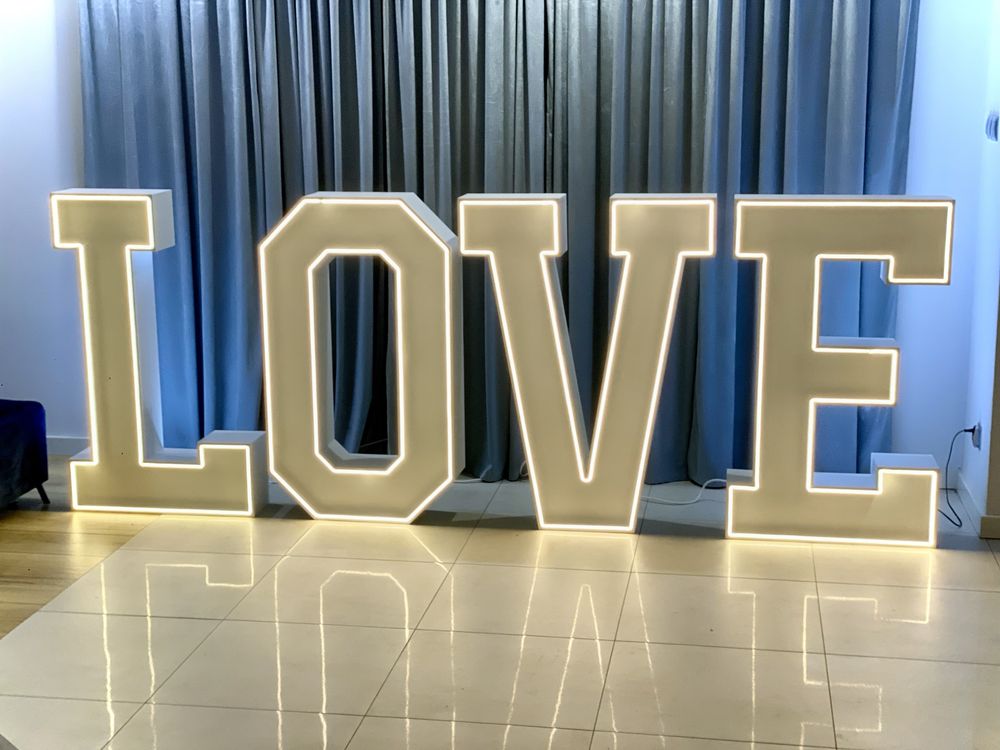 Napis LOVE miłość neonowy 120cm stojace litery  dekoracja wesele