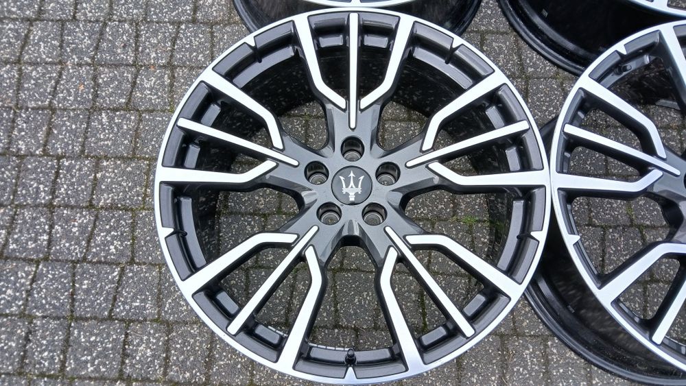 20" Maserati Grecale 5x110  9j et29  Alfa Romeo Stelvio Tonale  Ideal