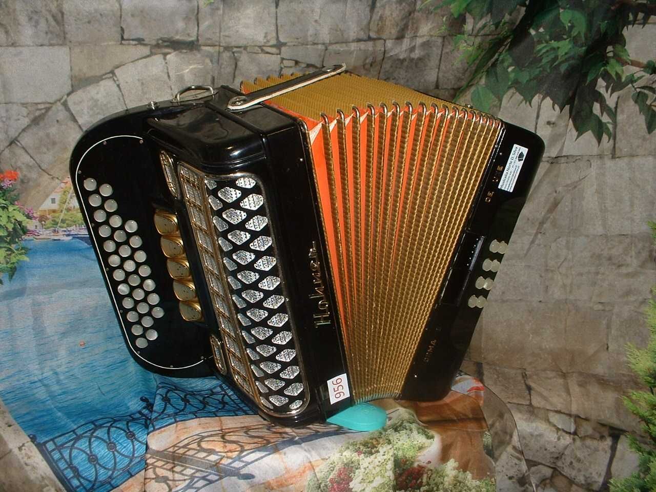 Concertina Avenda R, .956