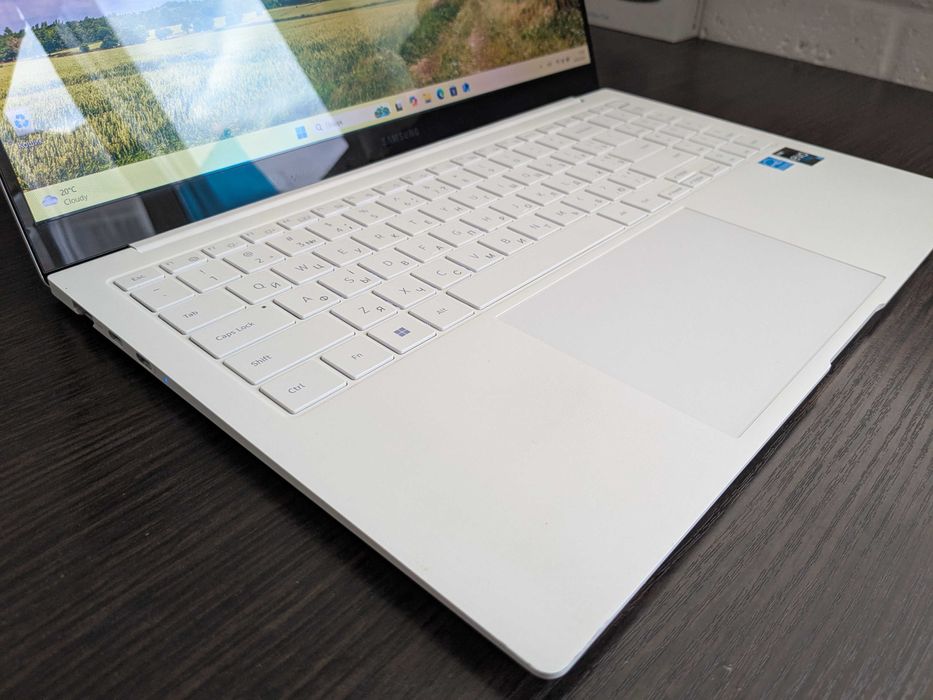 Samsung Galaxy Book 2 Pro - 15.6" - Core i7-1260P/16gb/512gb #364