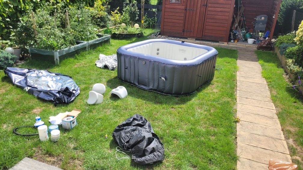 Jaccuzi dmuchane Mspa OTIUM 6-osobowe podgrzewane z hydromasażem
