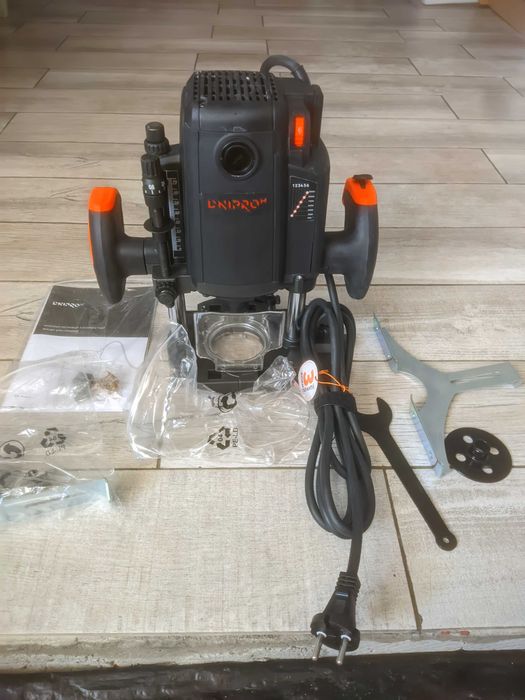 Фрезер електричний DNIPRO-М ЕR-210LX