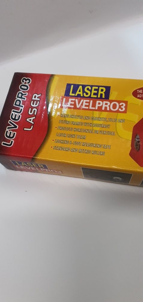 Poziomica laserowa .