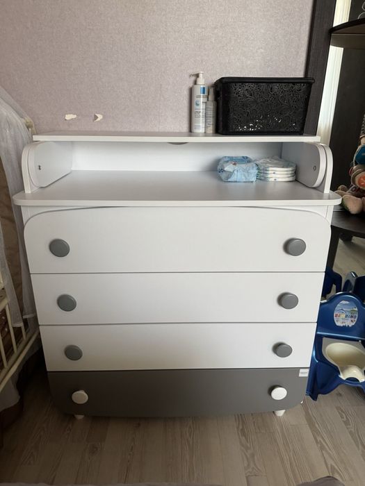 Продам комод детский новом состоянии