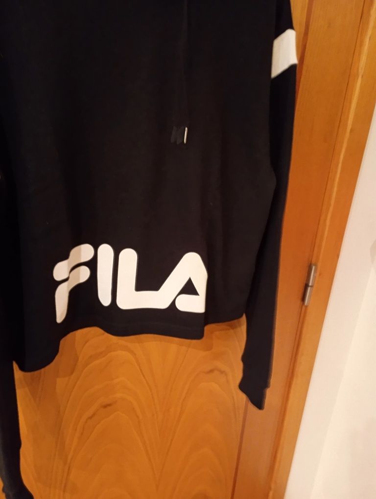 Sweat Fila usada