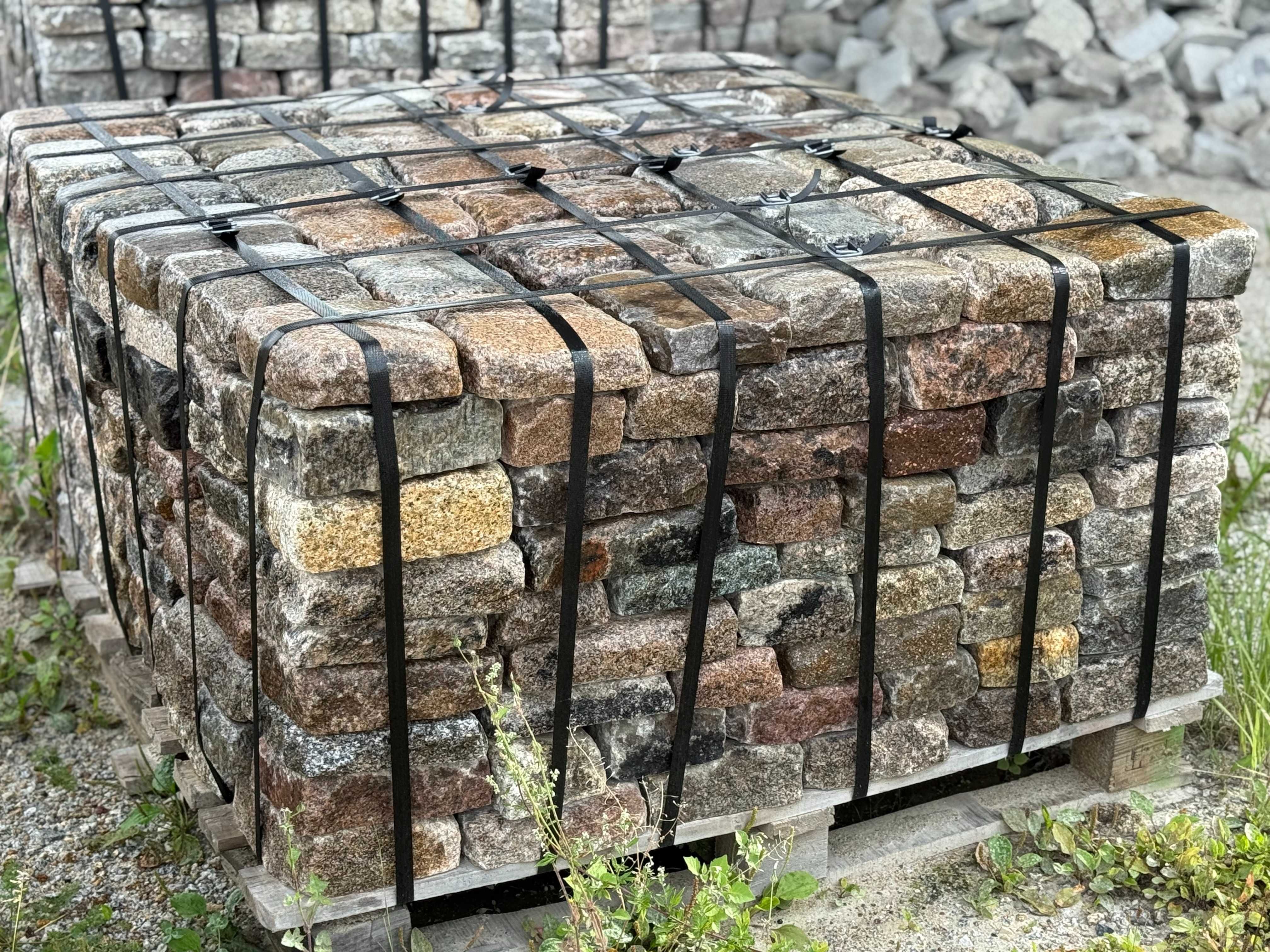 Kostka brukowa granitowa z licem 15/17 kolor