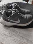 Adidasy Nike Revollution buty
