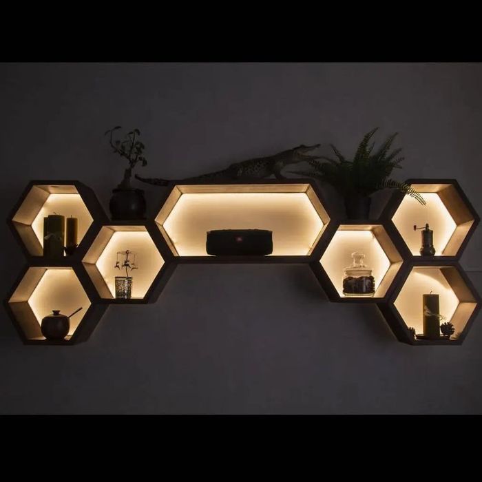 Полки соти. Полички у вигляді сот.