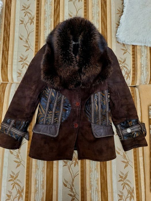 Продам дубленку с мехом лисы