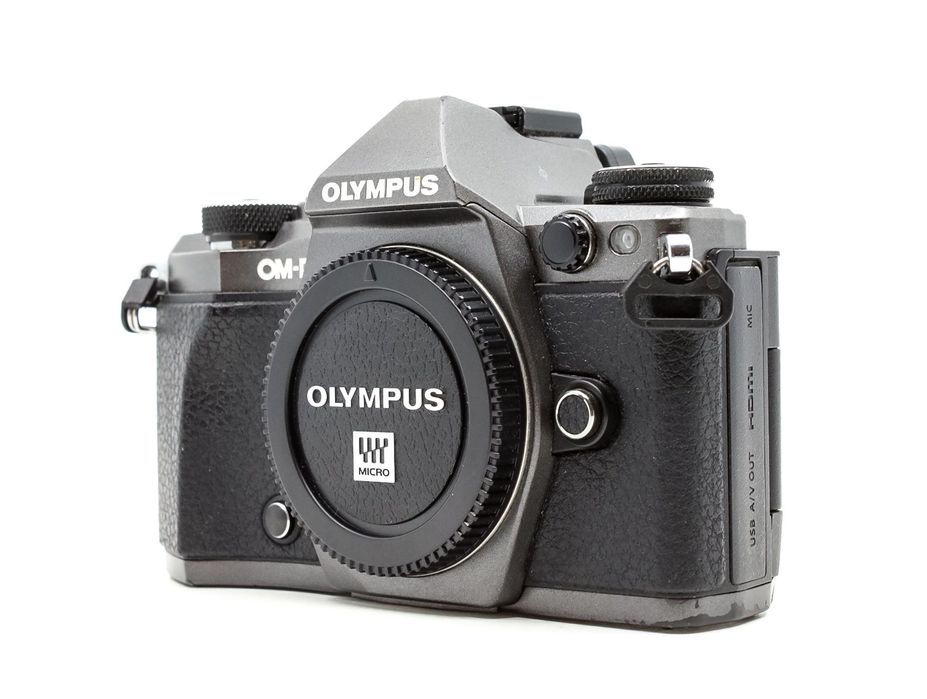 Olympus OM-D E-M5 Mark II Limited Titanium Edition