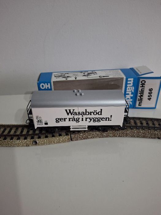 Märklin 4566 wagon