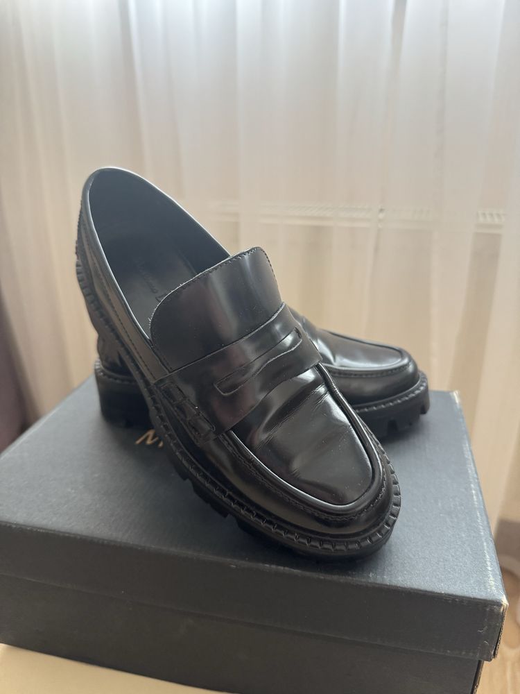 Лофери Massimo Dutti р.36
