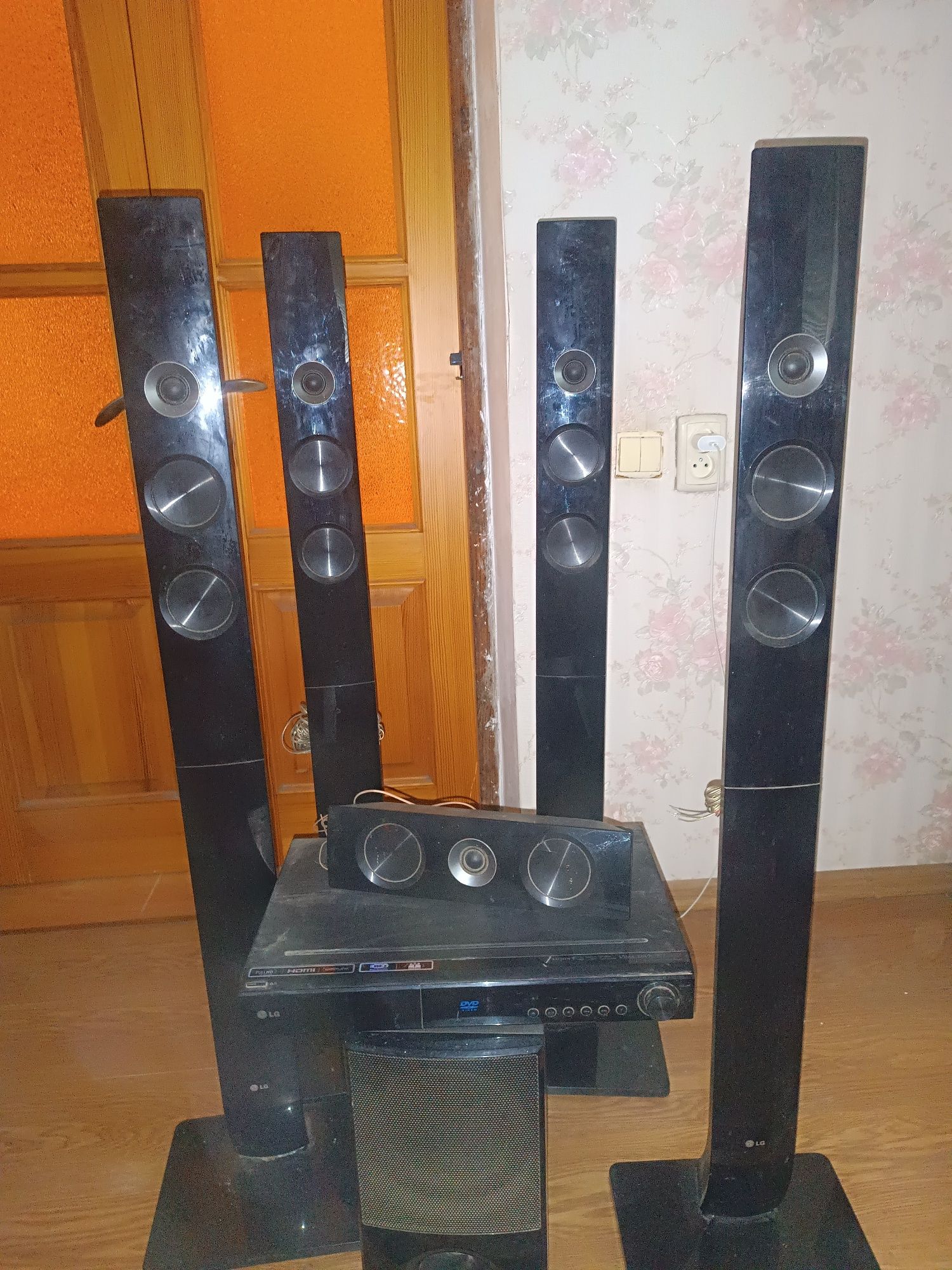 дом.кинотеатр  LG.