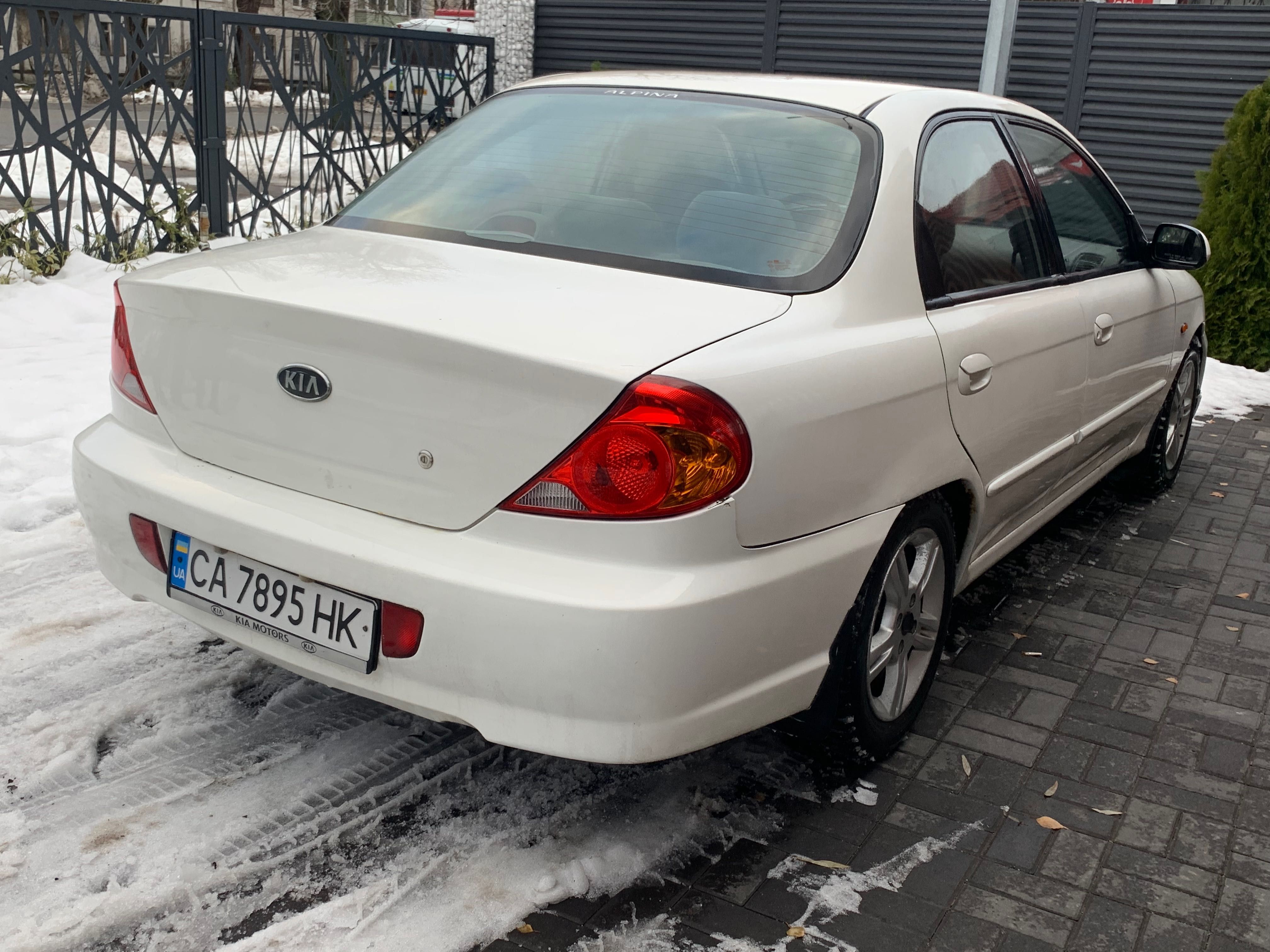 Продам Kia Sephia 2003 1.6 газ/бензин року в гарному стані