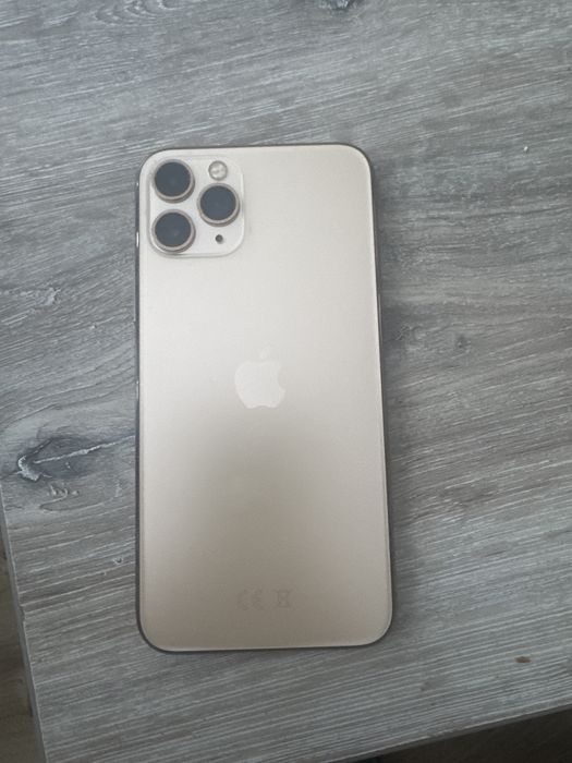 Iphone 11 pro uszkodzony