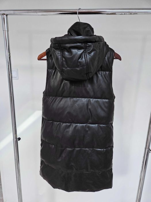 Czarny pikowany bezrękawnik długi kamizelka