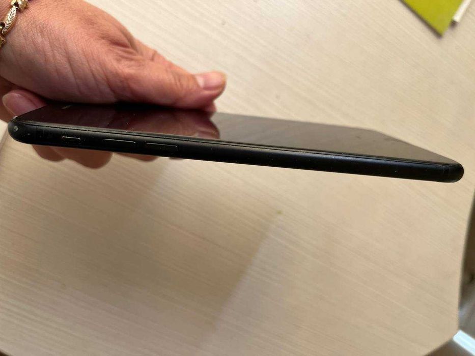 iPhone 7 | 128 ГБ | Чорний | Відмінний стан