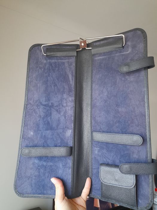 Etojo para gravatas e botoes de punho