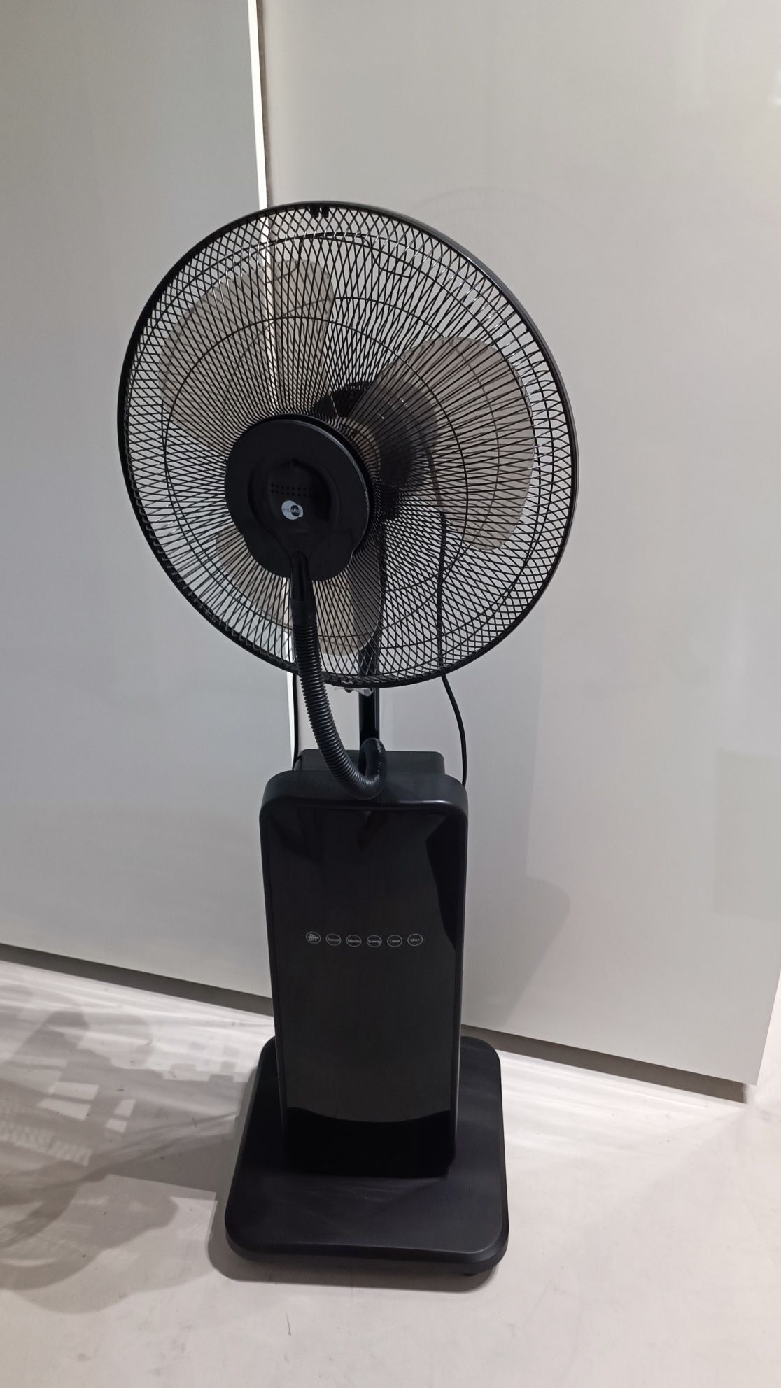 Wentylator wiatrak z nawilżaczem 80W