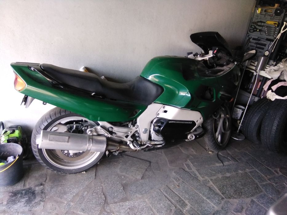 Yamaha GTS 1000 em bom estado