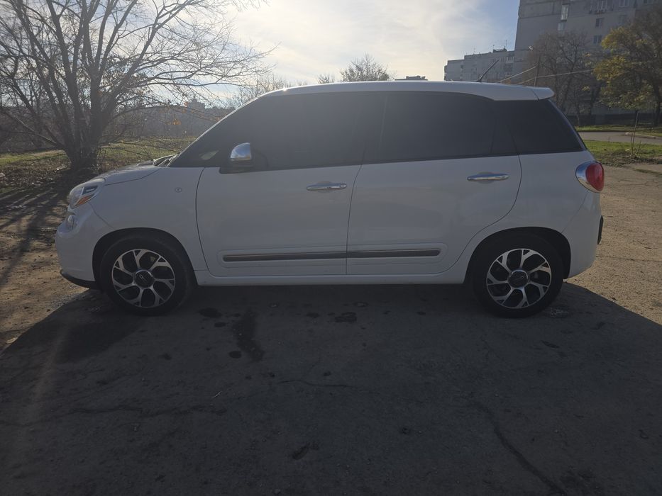 Продам авто Fiat 500L