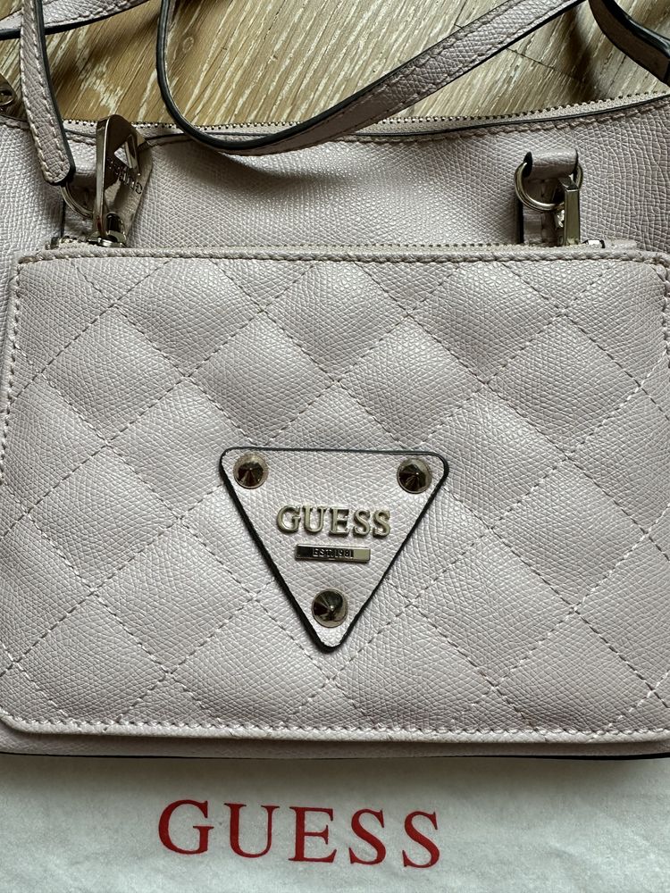 Сумка Guess