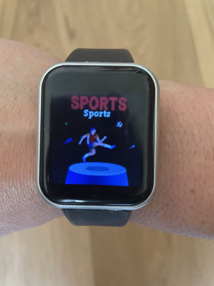 Smartwatch Relógio preto decathlon novo