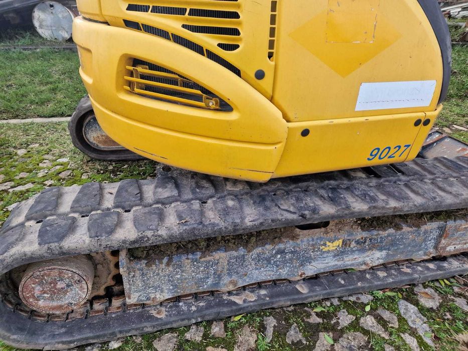 MINI GIRATÓRIA YANMAR B7-5A 8T