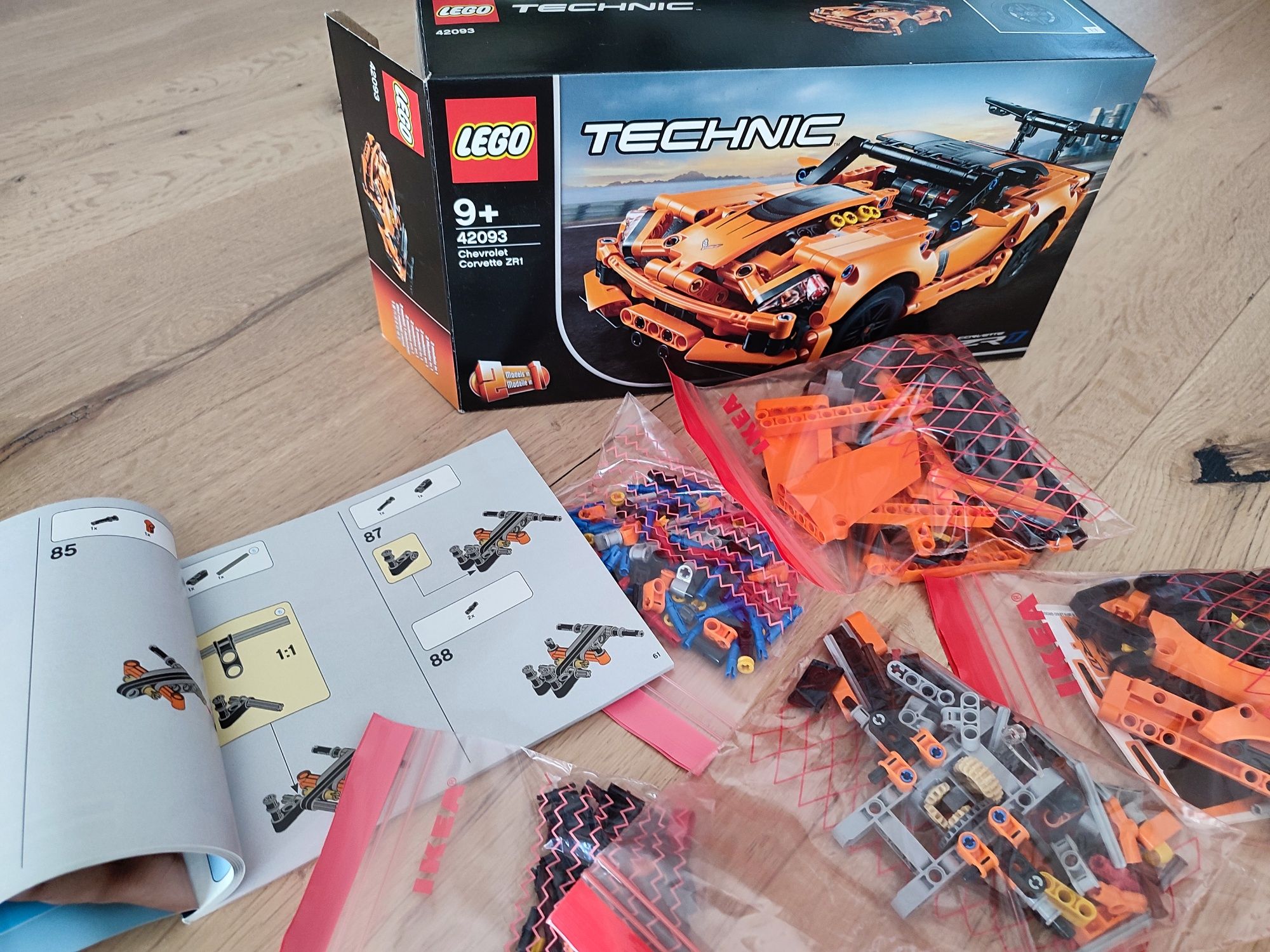 Lego Technic 42093 Chevrolet Corvette ZR1, jak nowe