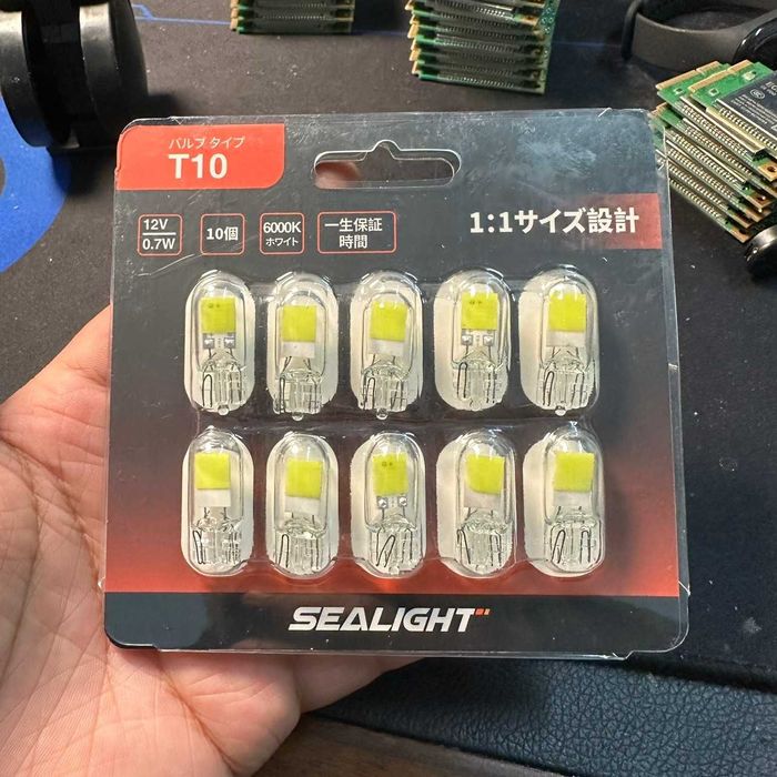 Автомобільна LED лампочка з цоколем T10, лот 10 шт (упаковка)