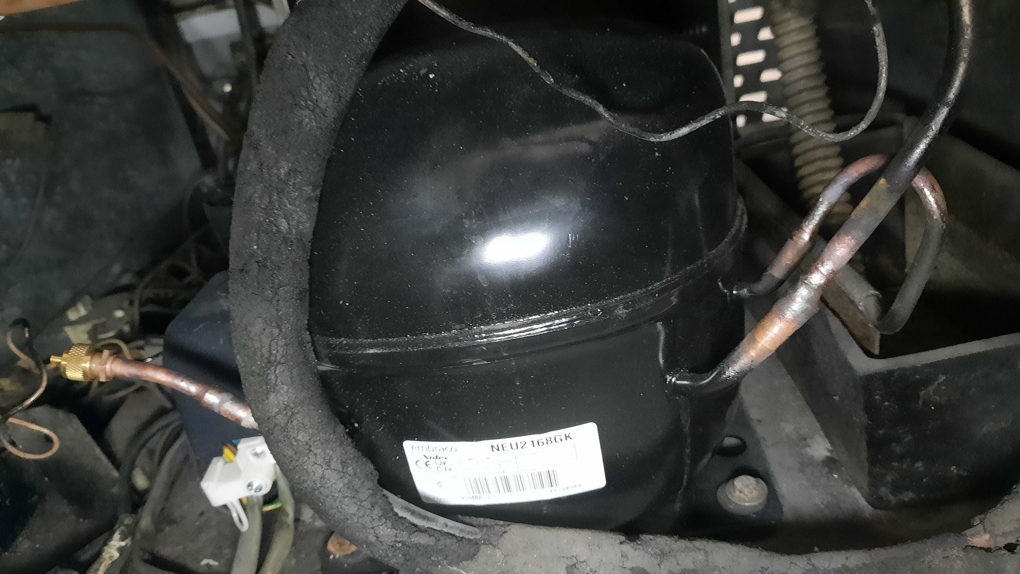 Vitrine Vertical de Congelação (compressor Novo)