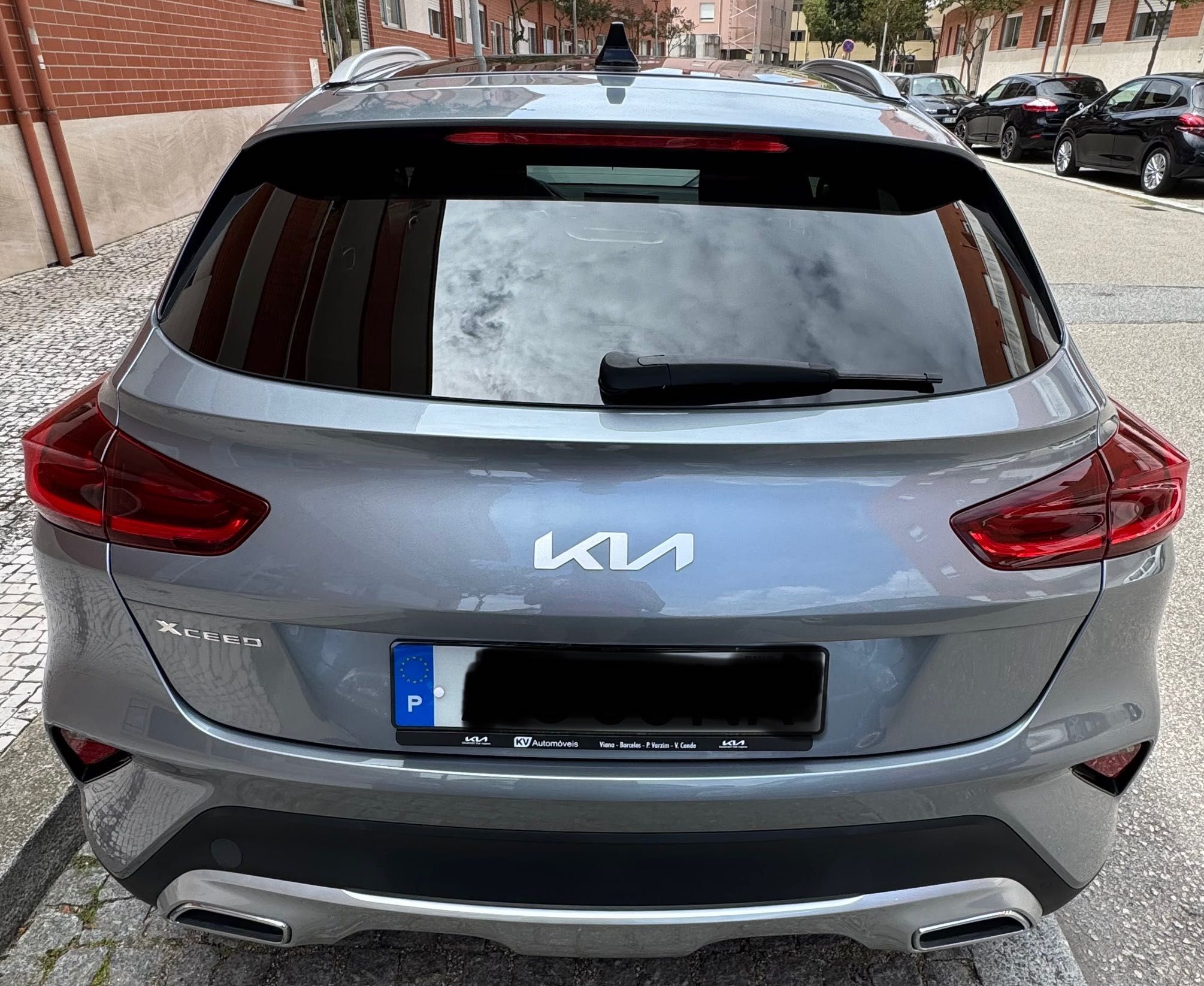 Kia XCeed 1.0 T-GDi Tech 2022 – SUV compacto em excelente estado!