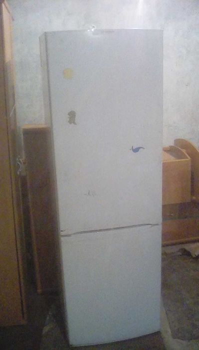 Холрдильник BOSH