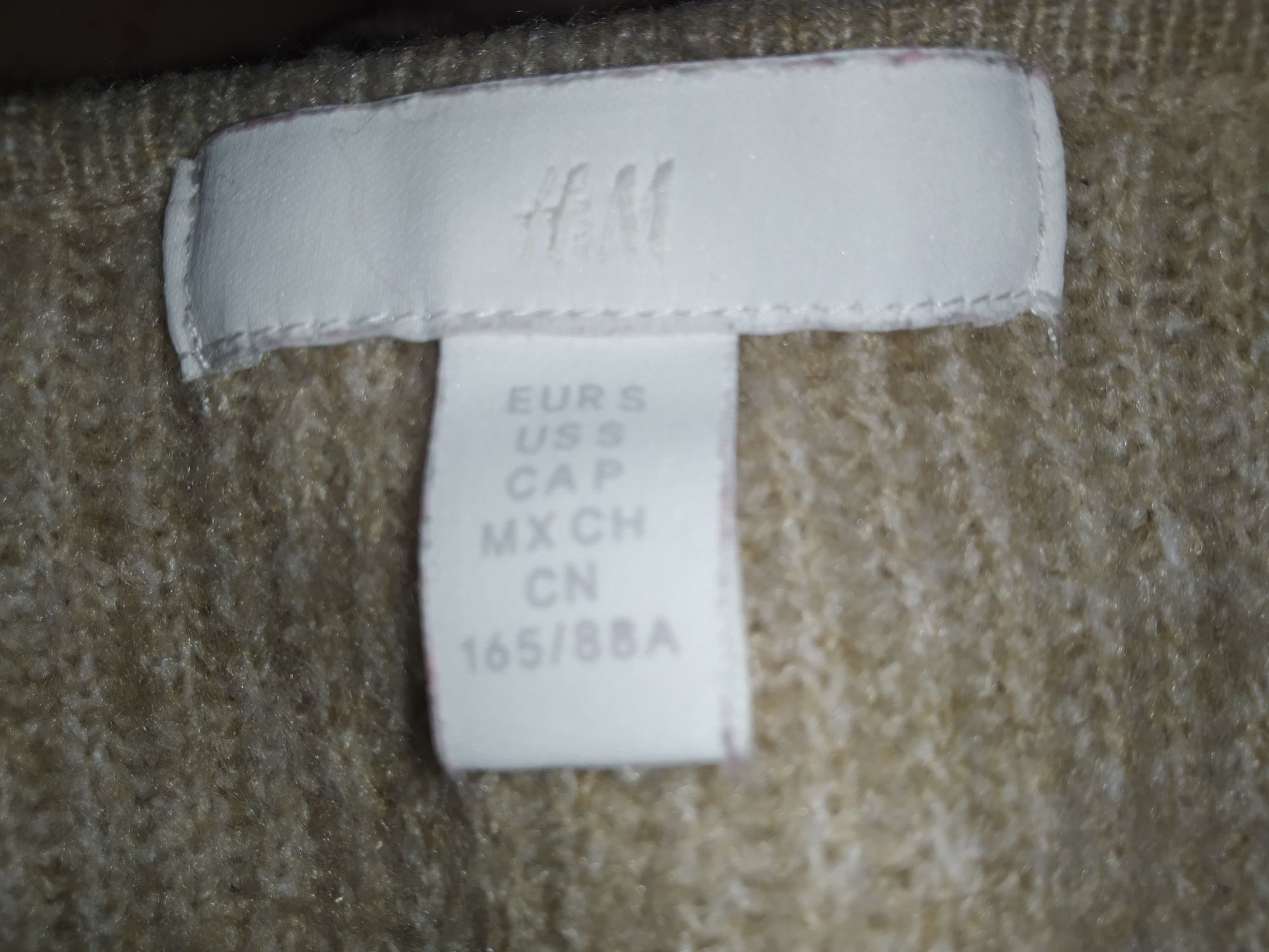 Кроп-топ от H&M  в рубчик из мягкой пряжи с добавлением шерсти