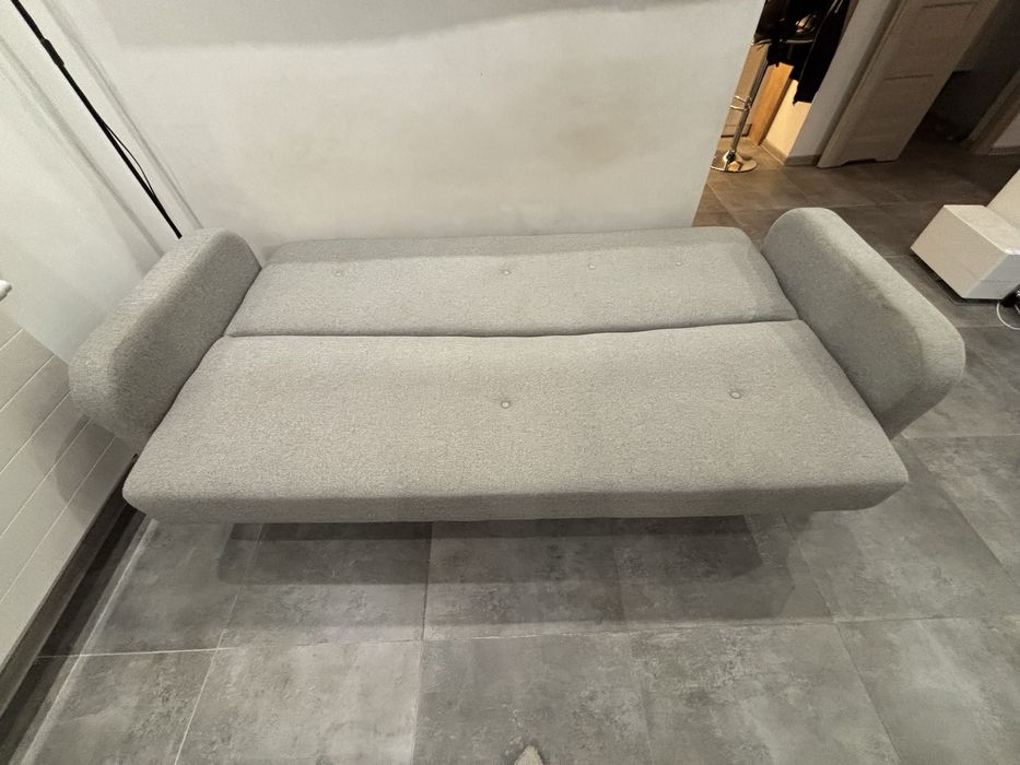 Sofa z funkcja spania/ rozkladana /wersalka