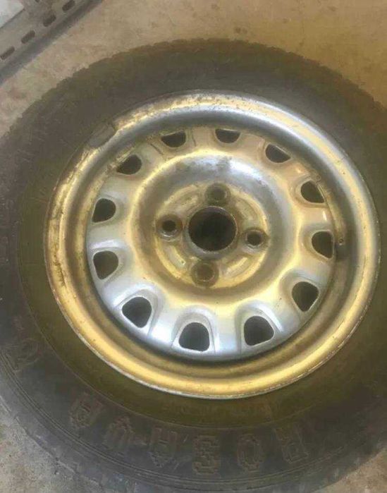 Колесо, диск разом с гумою 175/70 R13