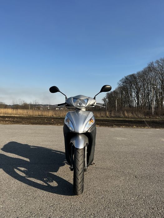 Скутер Honda Dio 110